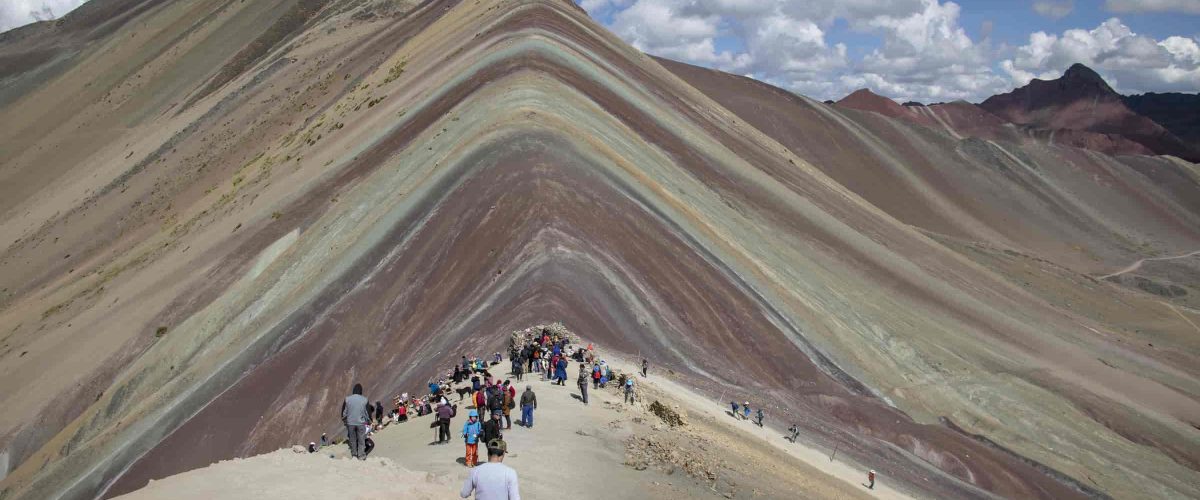 Rainbow Mountain Tour 1 Day